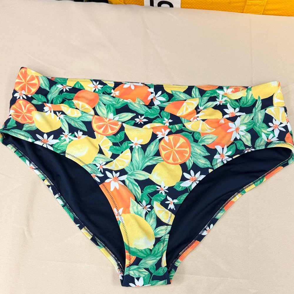 Old Navy Floral Citrus Print Bikini Bottom XXL new plus size swim bottom